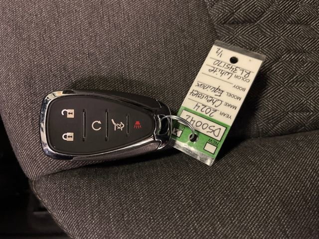 Used 2024 Chevrolet Equinox LT image 32