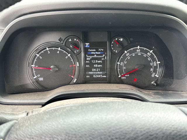 Used 2022 Toyota 4Runner SR5 Premium w/ Moonroof Package AWD/4WD image 25