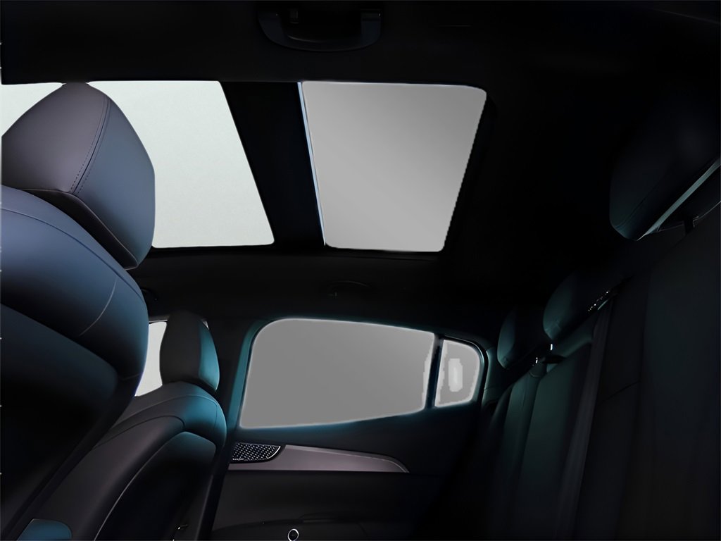 New 2024 Maserati Grecale GT image 27