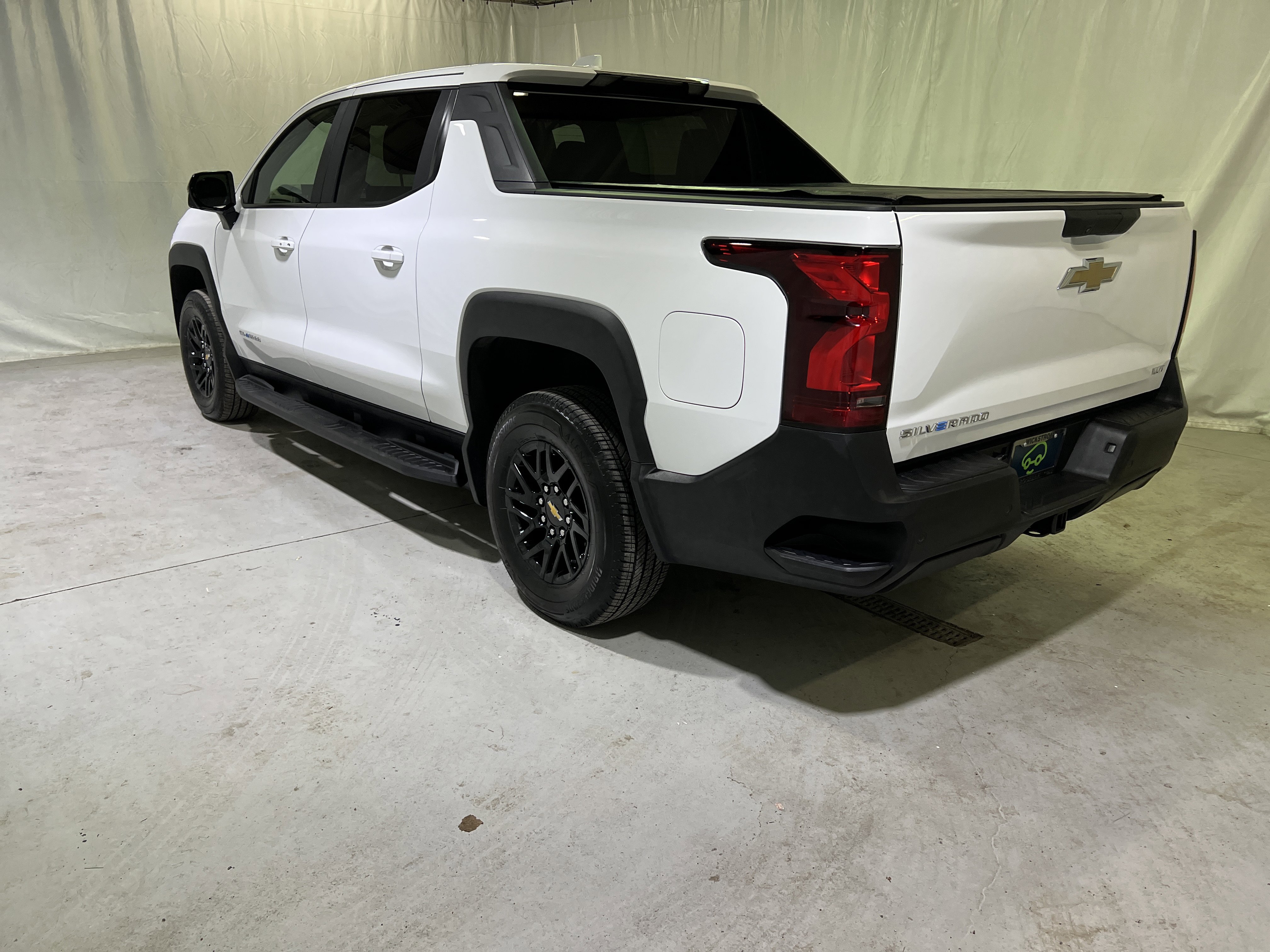 Certified 2024 Chevrolet Silverado EV W/T image 8