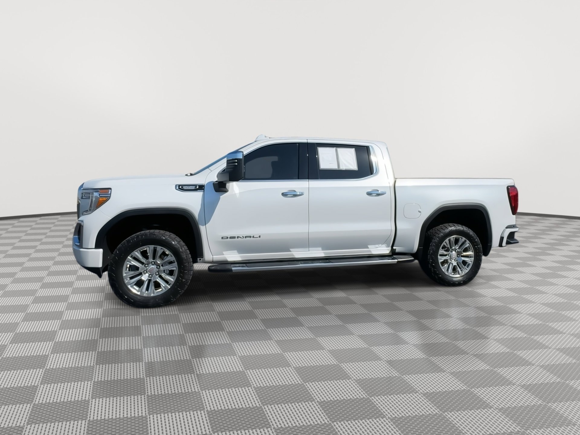 Used 2021 GMC Sierra 1500 Denali w/ Driver Alert Package II image 5