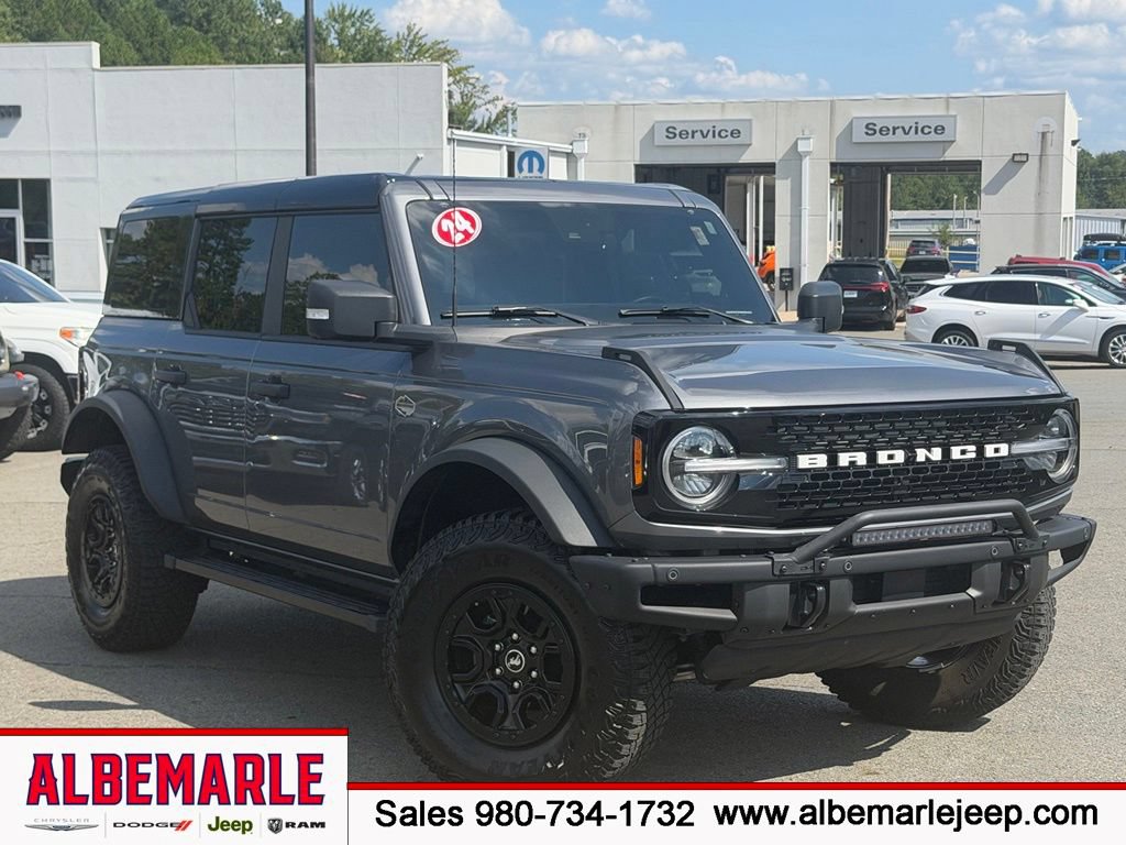 Used 2024 Ford Bronco Wildtrak AWD/4WD image 1