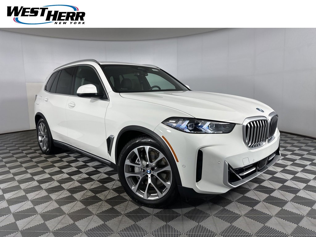 New 2026 BMW X5 xDrive50e w/ Premium Package