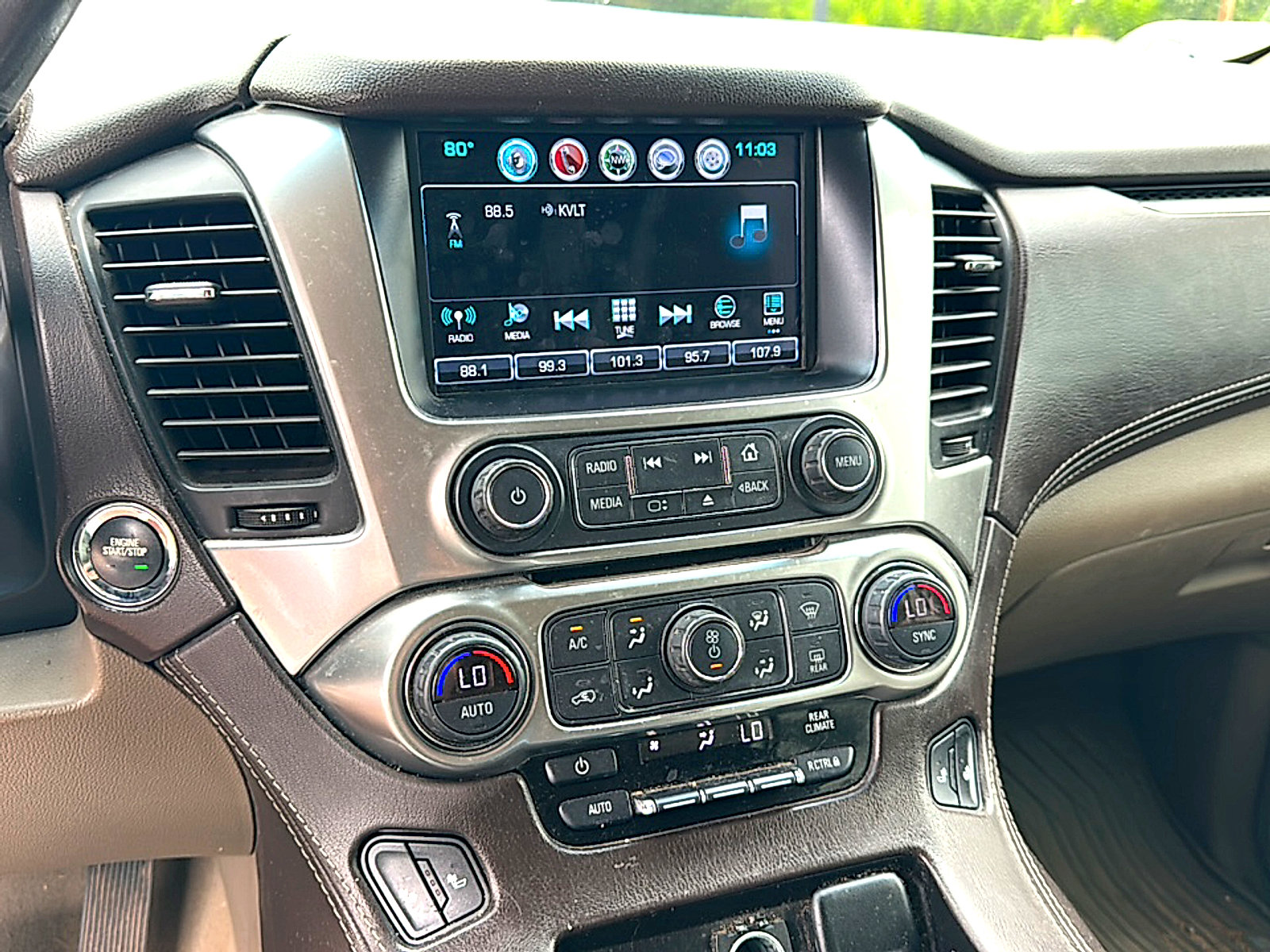 Used 2019 Chevrolet Suburban LT RWD image 10