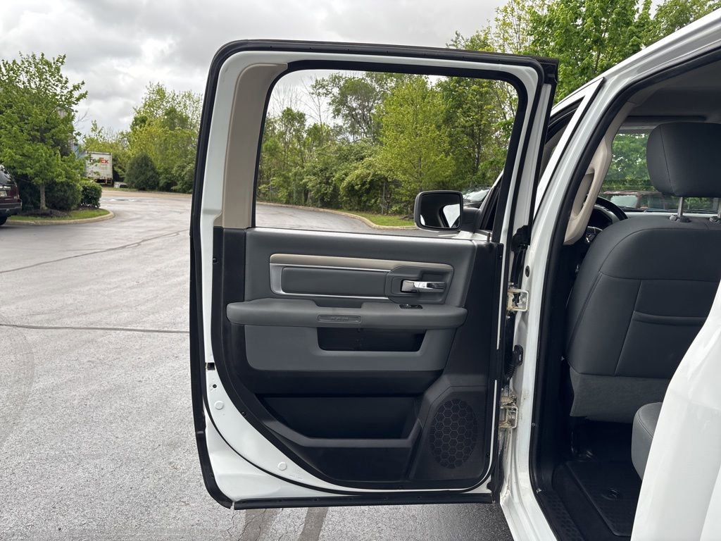 Used 2016 RAM 1500 Lone Star AWD/4WD image 33
