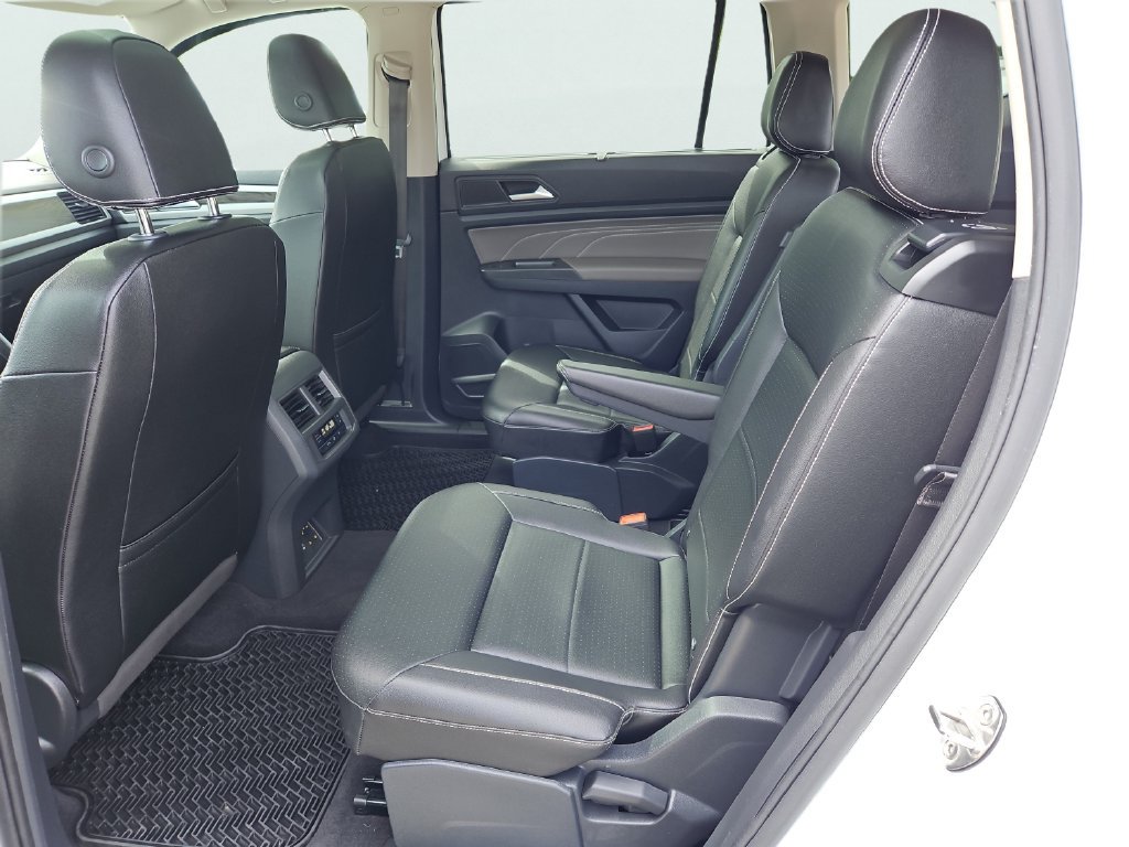 Used 2023 Volkswagen Atlas SE AWD/4WD image 33