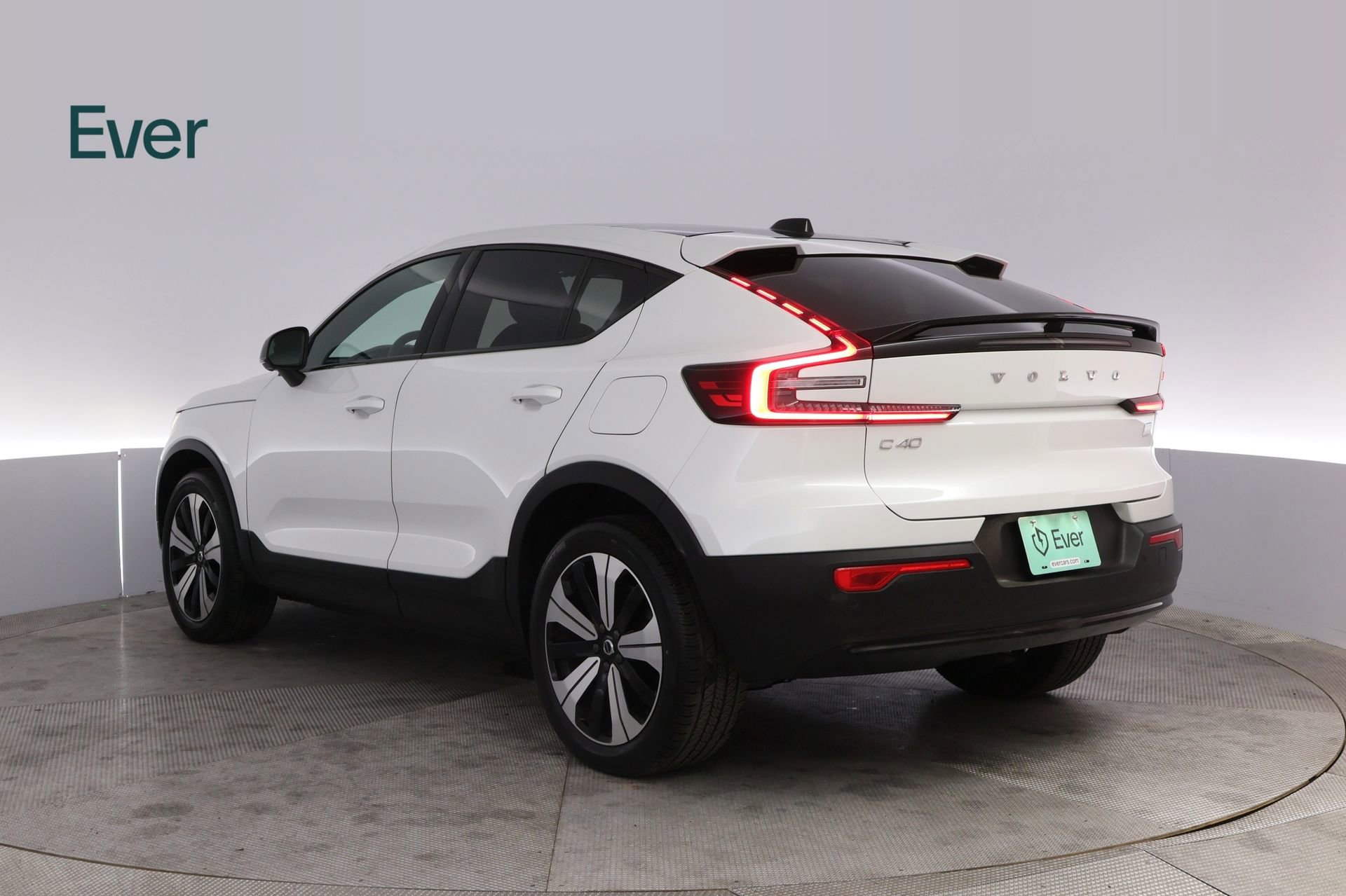 Used 2023 Volvo C40 P8 Recharge Plus image 17