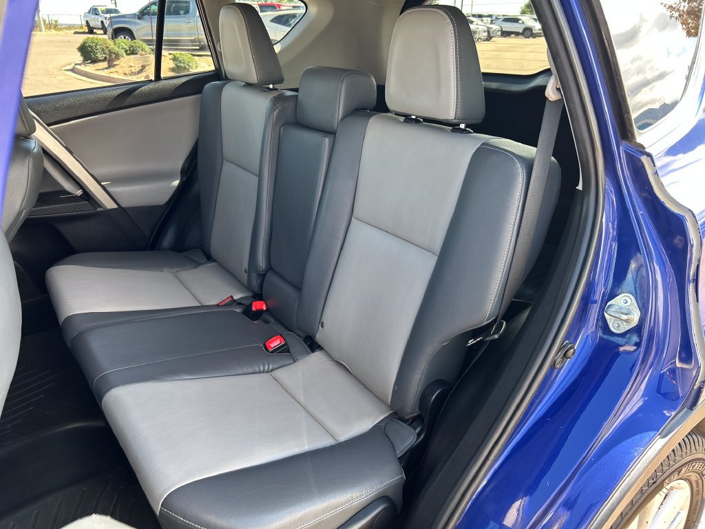 Used 2014 Toyota RAV4 Limited AWD/4WD image 18