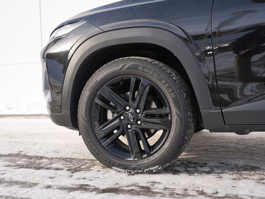 Used 2024 Chevrolet Trax ACTIV w/ Driver Confidence Package image 11