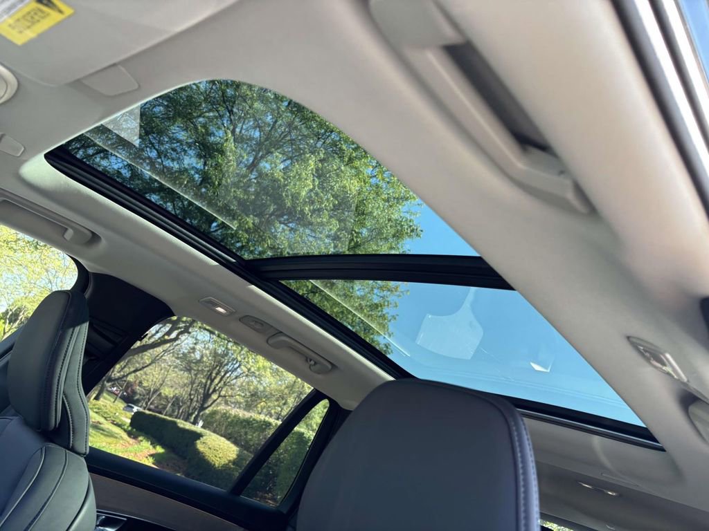 New 2026 Volvo XC90 B6 Plus w/ Protection Package Premier image 25