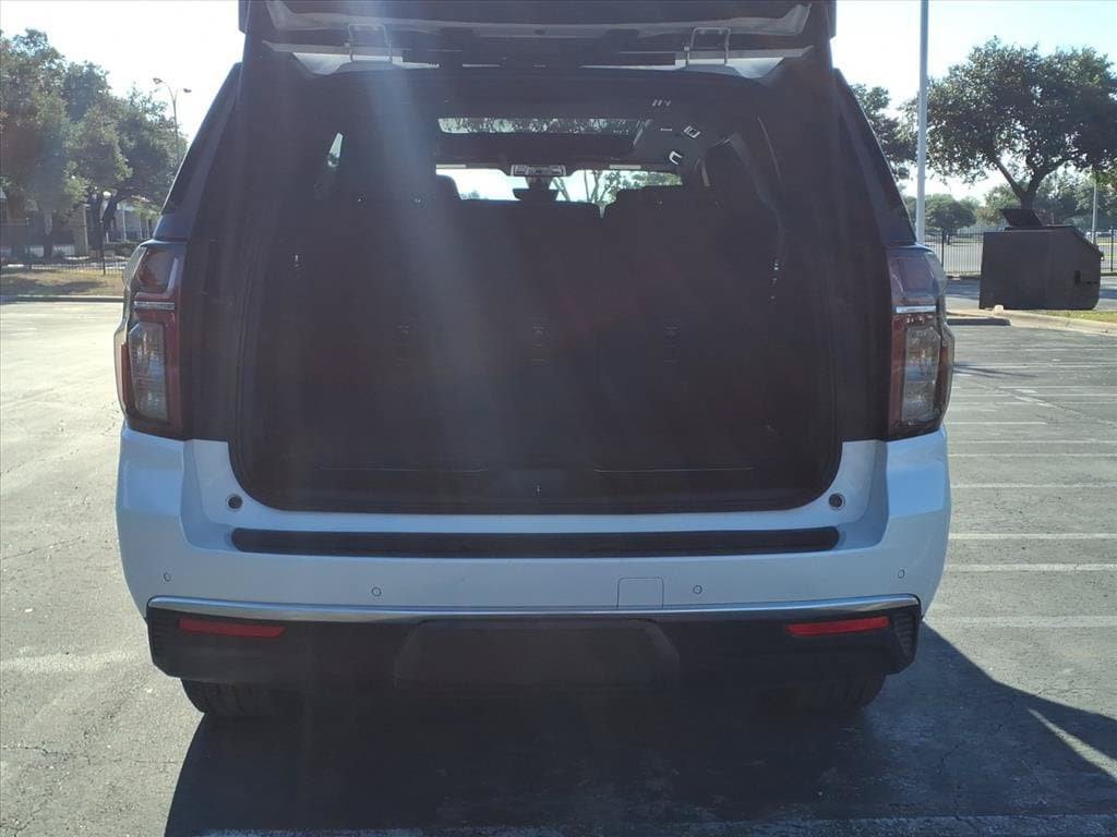 Used 2021 Chevrolet Tahoe High Country RWD image 17