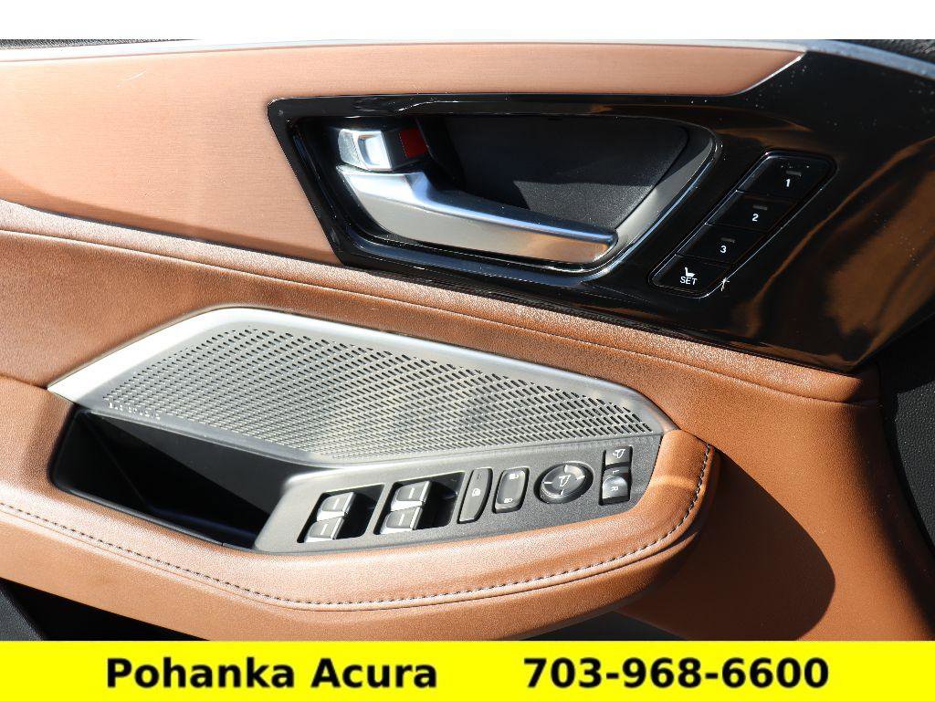 Certified 2023 Acura MDX SH-AWD w/ Technology Package image 23