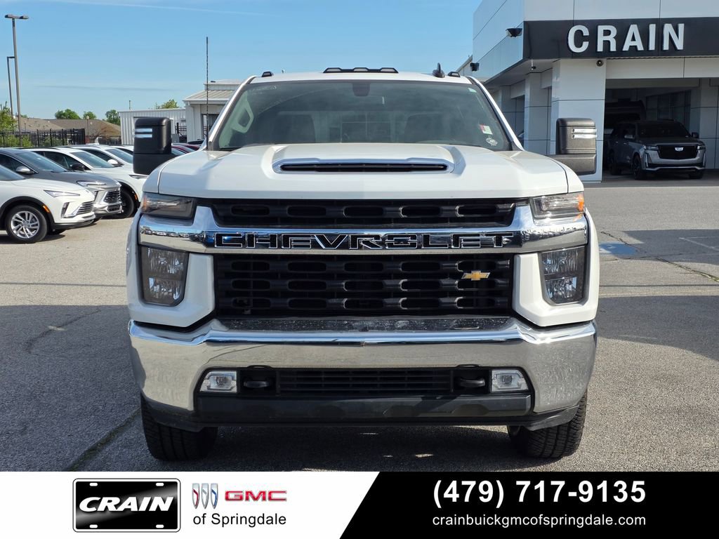 Used 2022 Chevrolet Silverado 3500 LT w/ Convenience Package AWD/4WD image 2