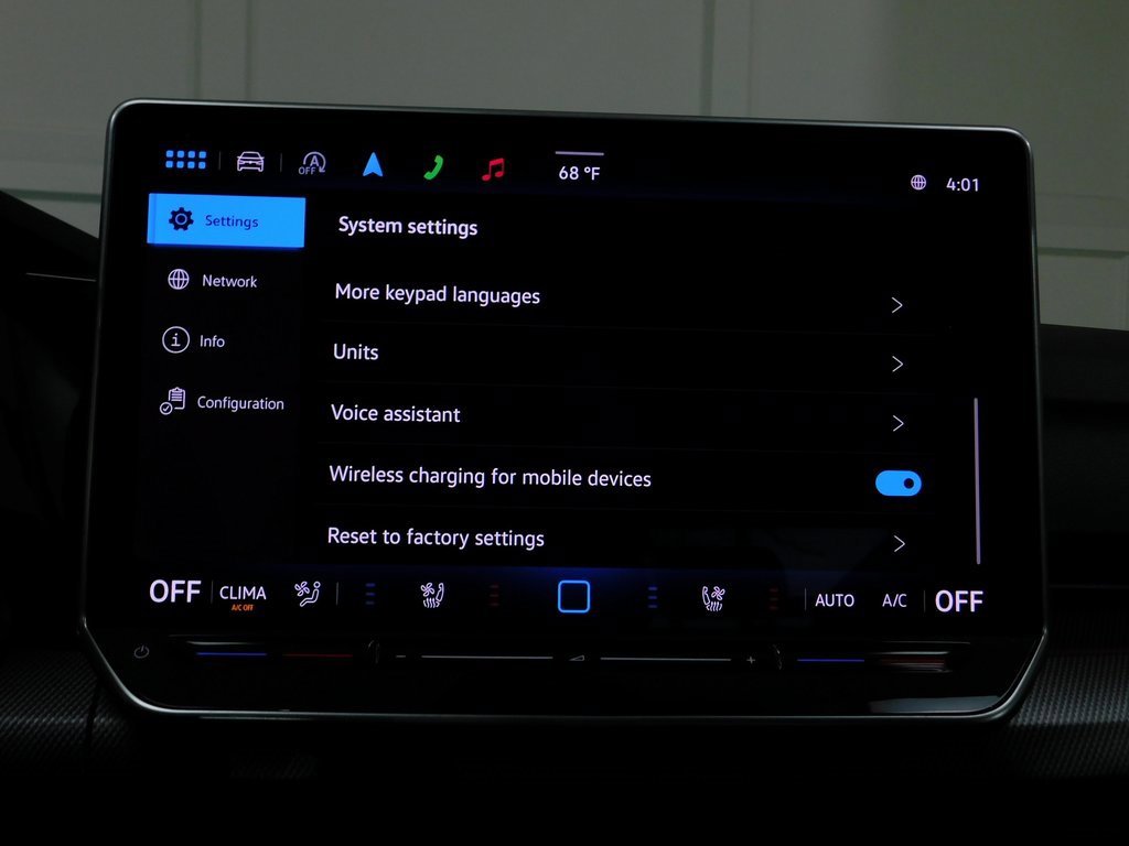 Used 2025 Volkswagen Golf image 72