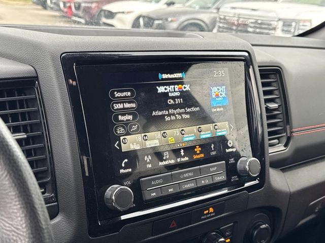 Used 2022 Nissan Frontier Pro-X image 17