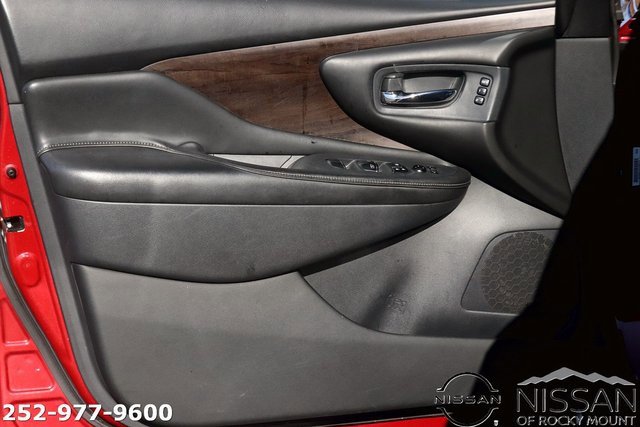 Used 2020 Nissan Murano Platinum image 10