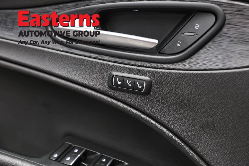 Used 2020 Alfa Romeo Stelvio AWD image 21