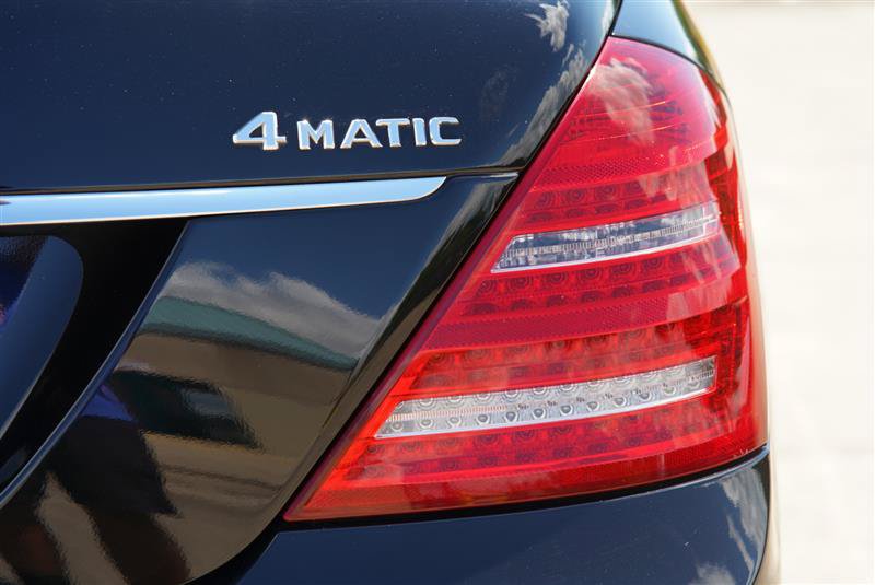 Used 2010 Mercedes-Benz S 550 4MATIC image 35