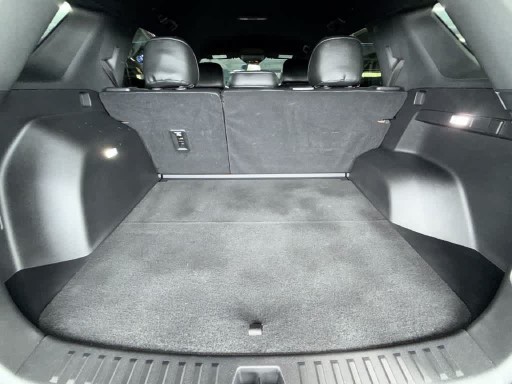 Used 2025 Chevrolet Equinox LT FWD image 25
