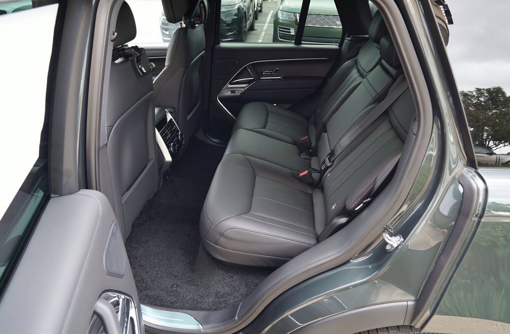 New 2026 Land Rover Range Rover SE AWD/4WD image 34
