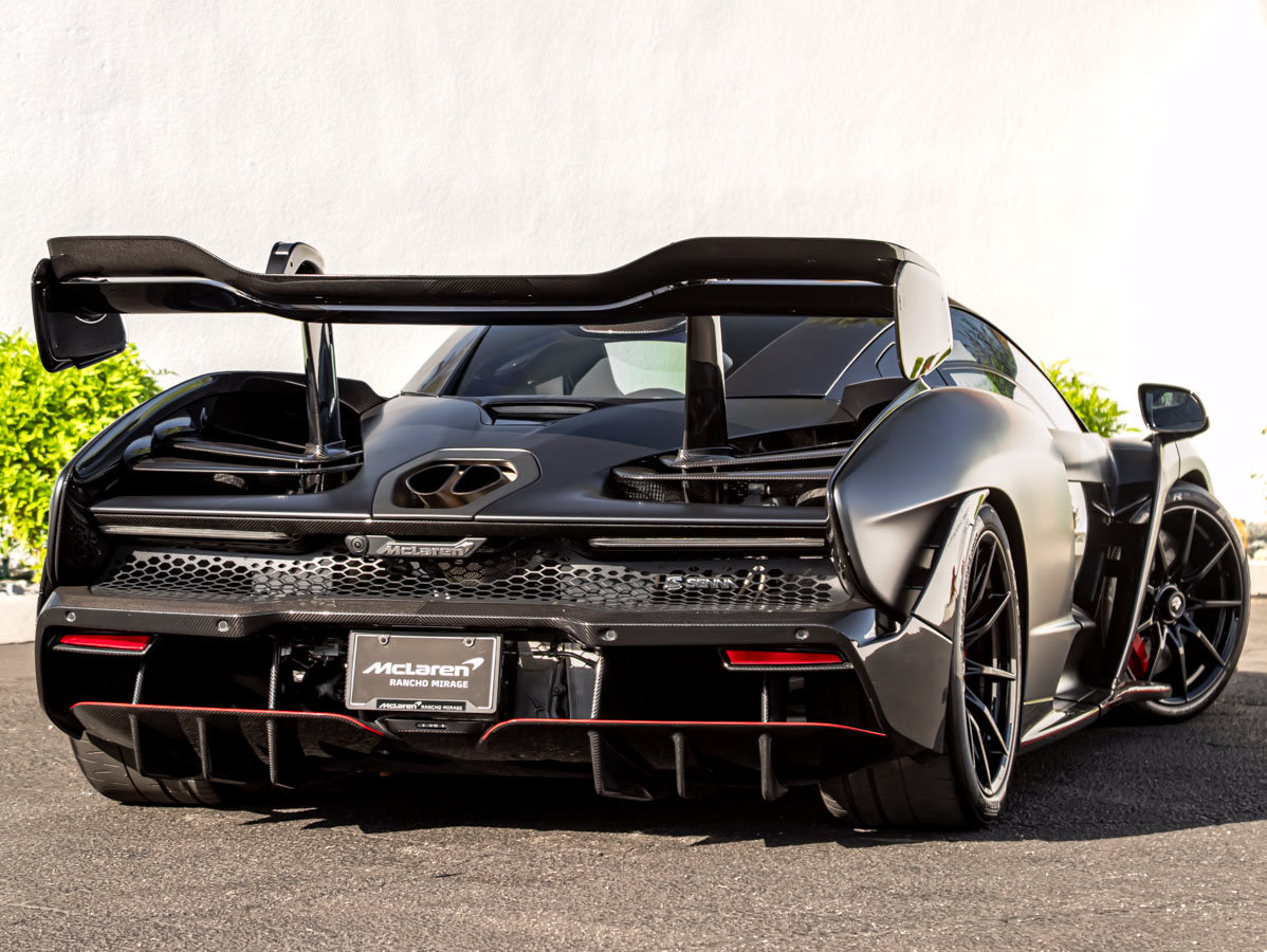 Used 2019 McLaren Senna RWD image 7