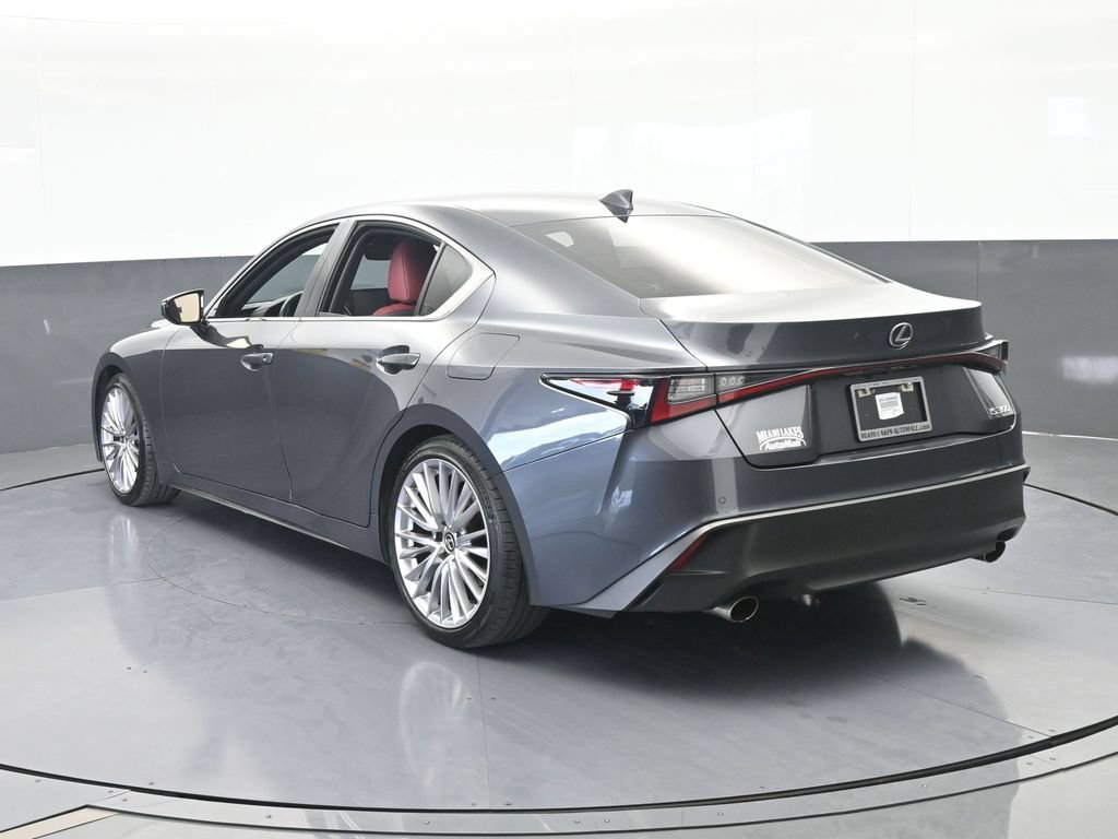 Used 2025 Lexus IS 300 w/ Premium Package RWD image 4