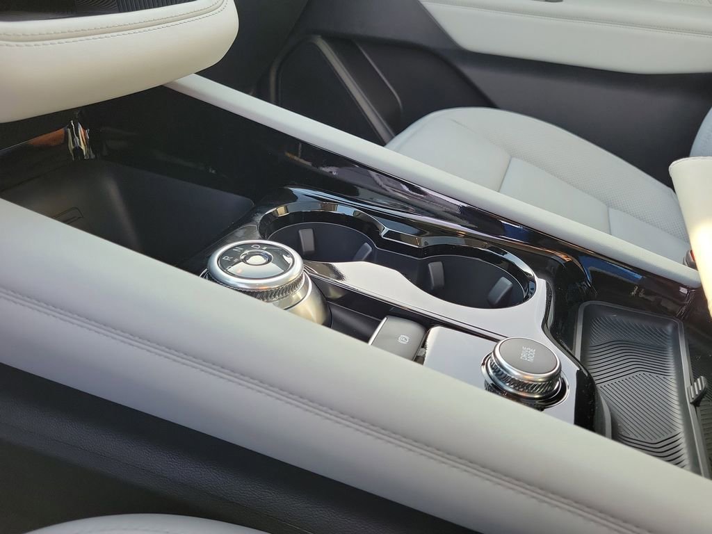 New 2026 Ford Explorer Platinum w/ LUX Leather Package image 29