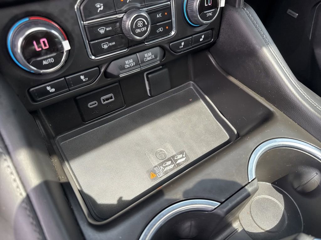 Used 2023 Chevrolet Tahoe Z71 w/ Luxury Package image 30