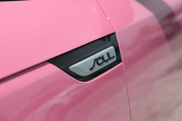 Used 2017 Kia Soul FWD image 35