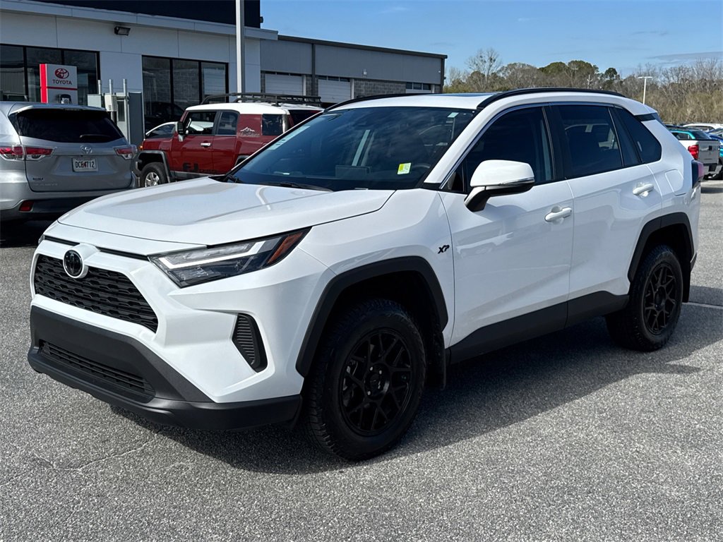 Used 2024 Toyota RAV4 XLE image 7