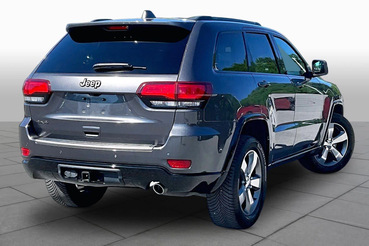 Used 2016 Jeep Grand Cherokee Limited 75th Anniversary AWD/4WD image 13