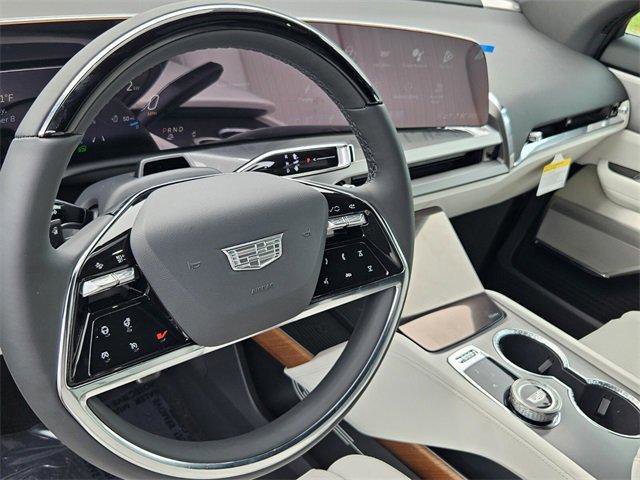 New 2026 Cadillac Vistiq Luxury image 15