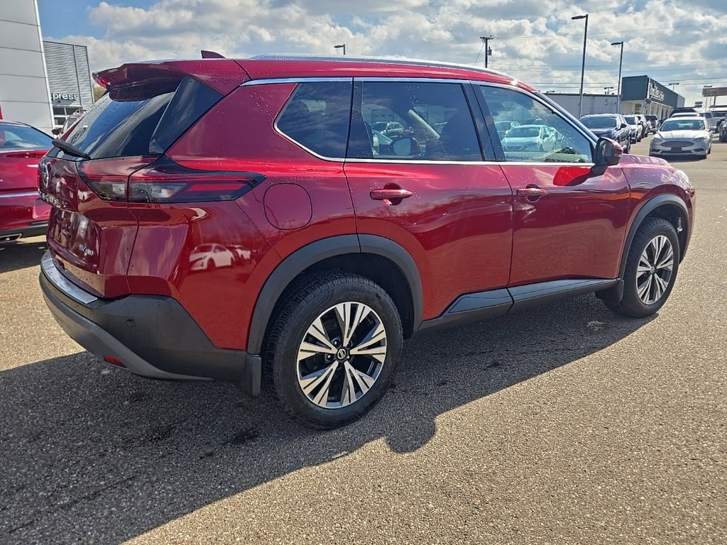 Used 2021 Nissan Rogue SV w/ Premium Package image 7