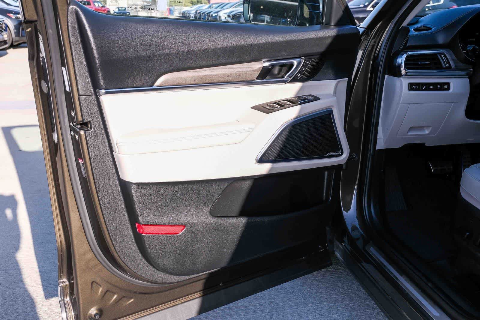 Used 2022 Kia Telluride SX FWD image 25