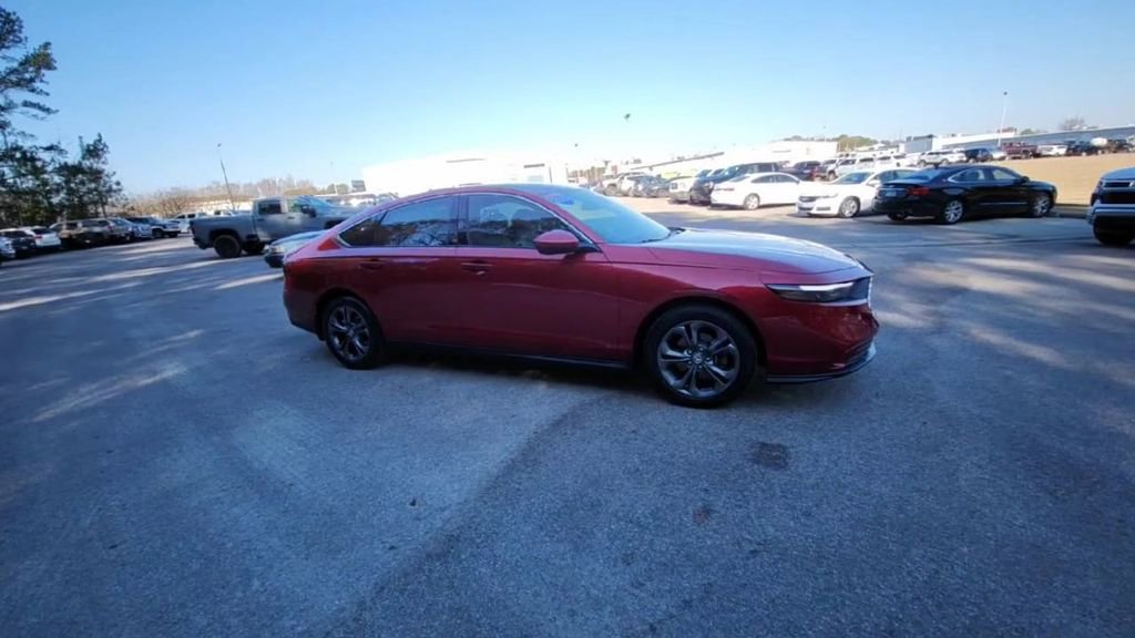 Used 2023 Honda Accord EX image 7