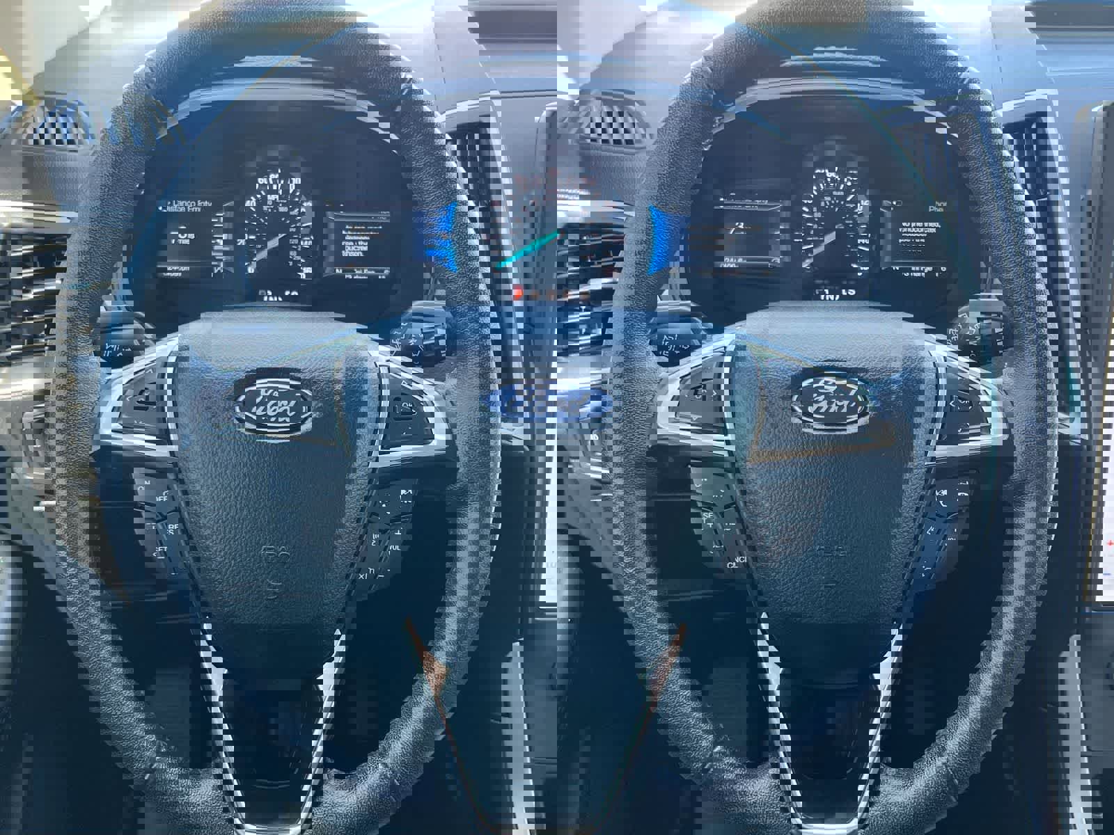 Used 2023 Ford Edge SEL w/ Convenience Package image 22