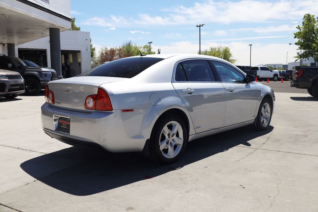 Used 2010 Chevrolet Malibu LS FWD image 6
