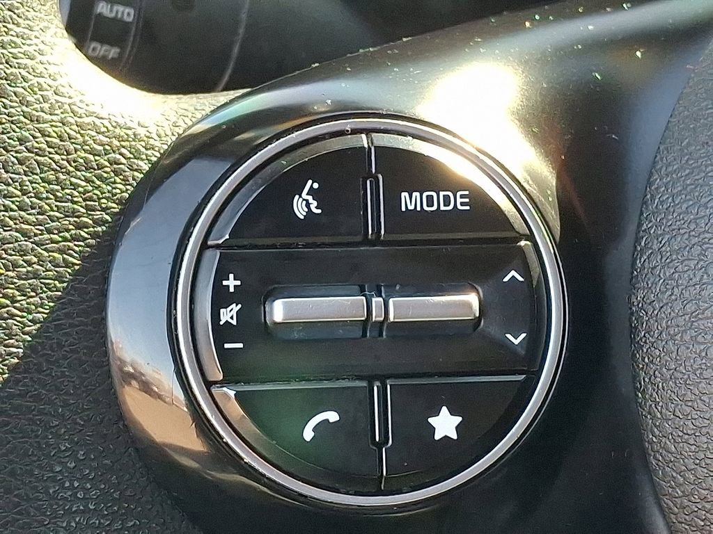 Used 2023 Kia Soul LX image 21