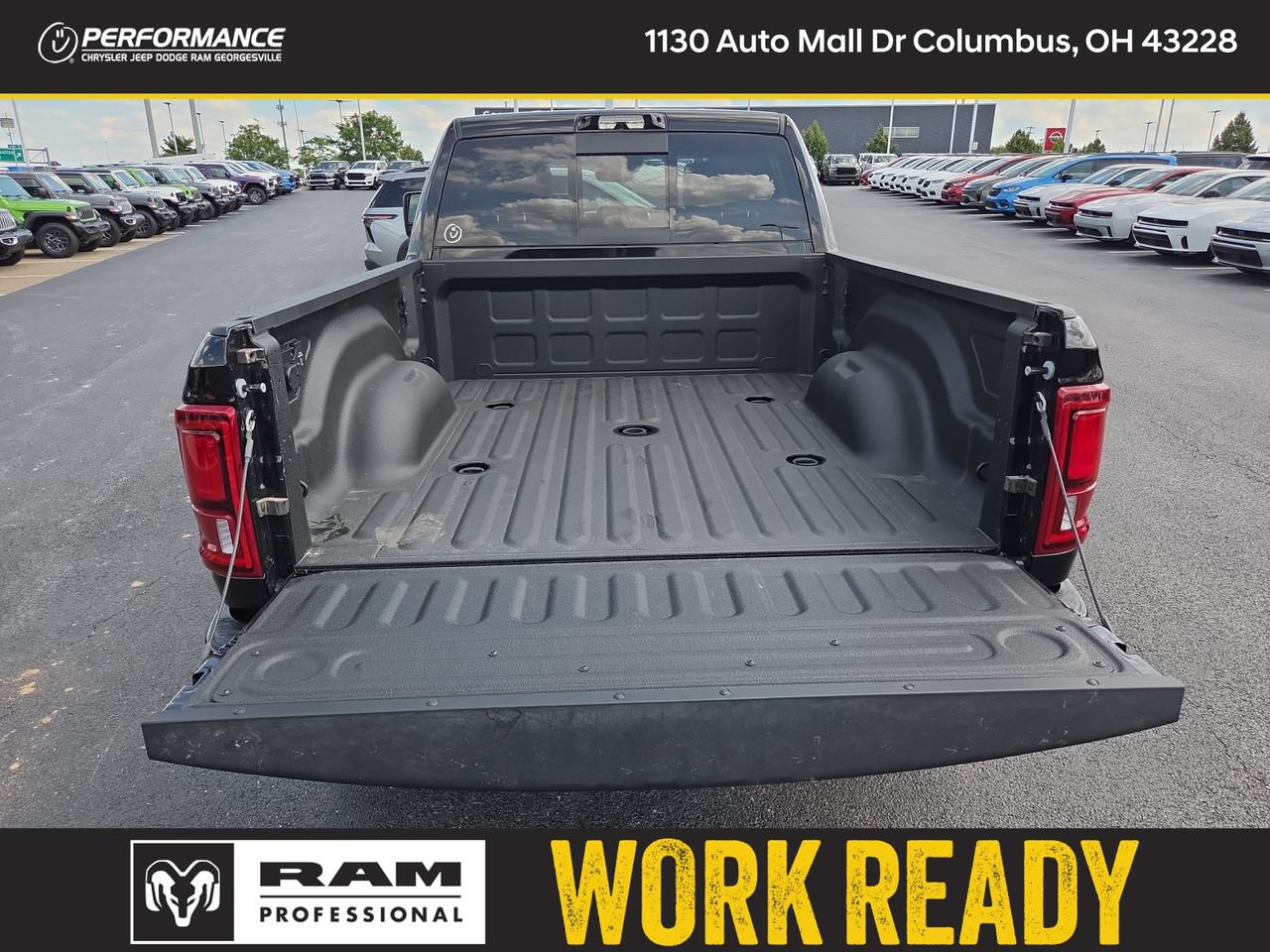 New 2026 RAM 2500 Laramie AWD/4WD image 7