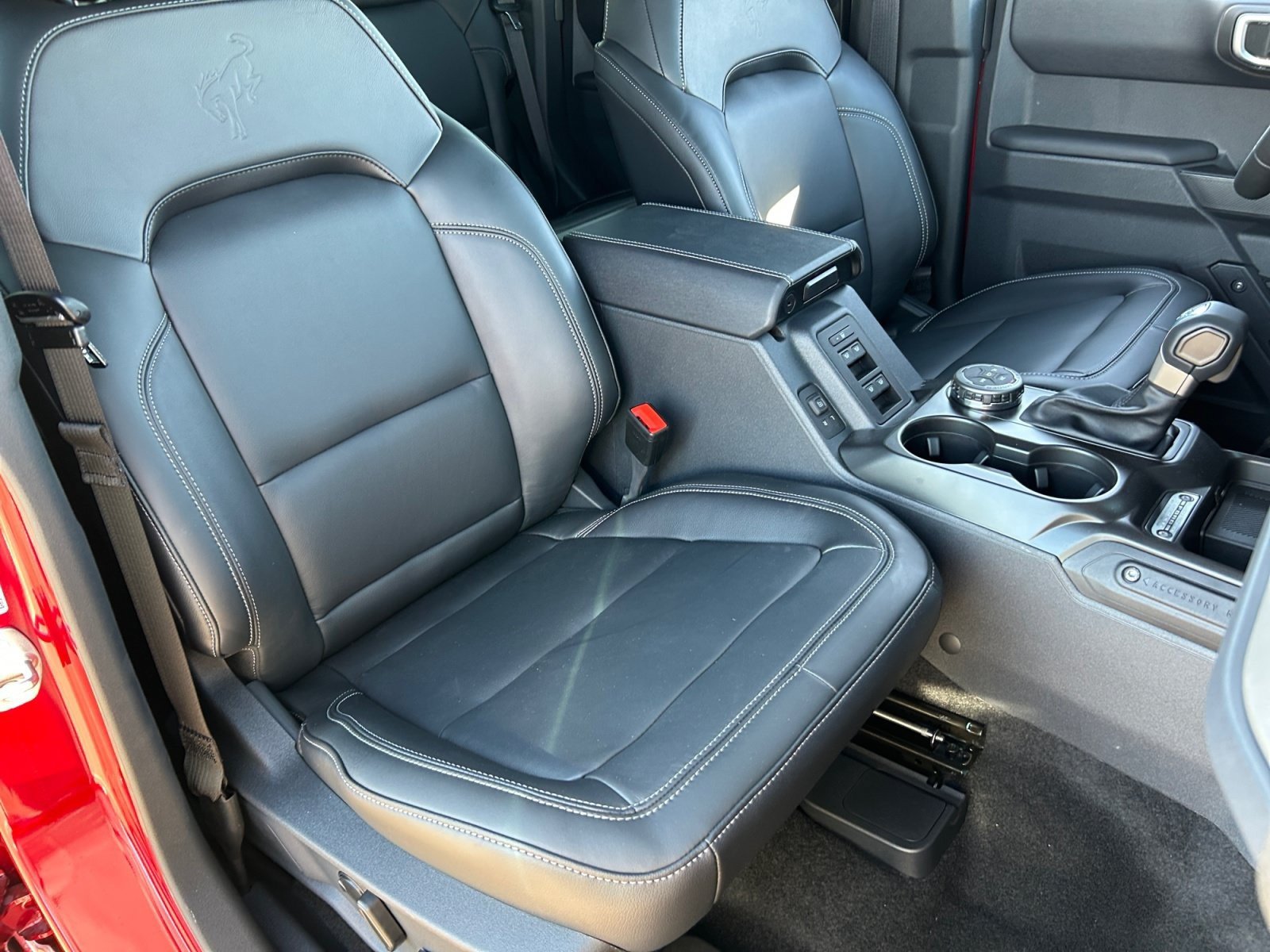 New 2026 Ford Bronco Outer Banks AWD/4WD image 19