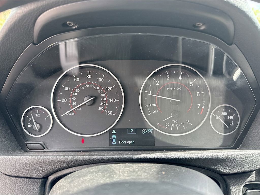Used 2018 BMW 330i Sedan RWD image 13