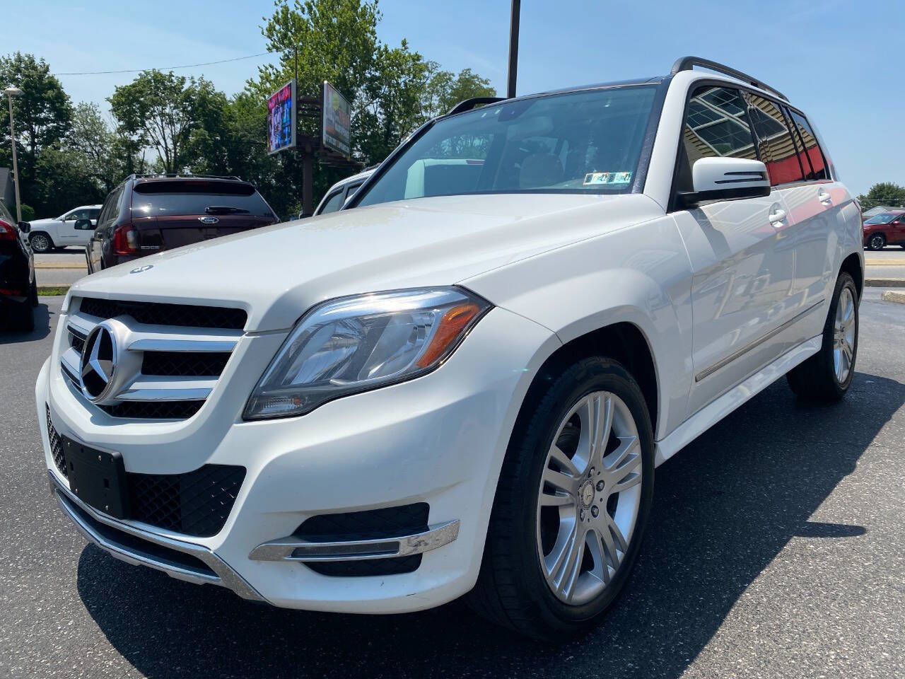 Used 2015 Mercedes-Benz GLK 350 4MATIC image 7