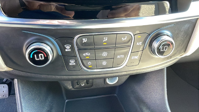 Used 2023 Chevrolet Traverse LS w/ Safety Package FWD image 18