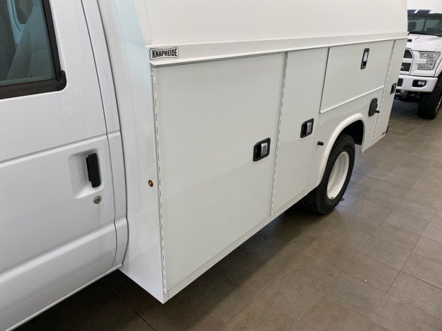 New 2025 Ford E-350 and Econoline 350 Super Duty w/ Power Equipment Group RWD image 5