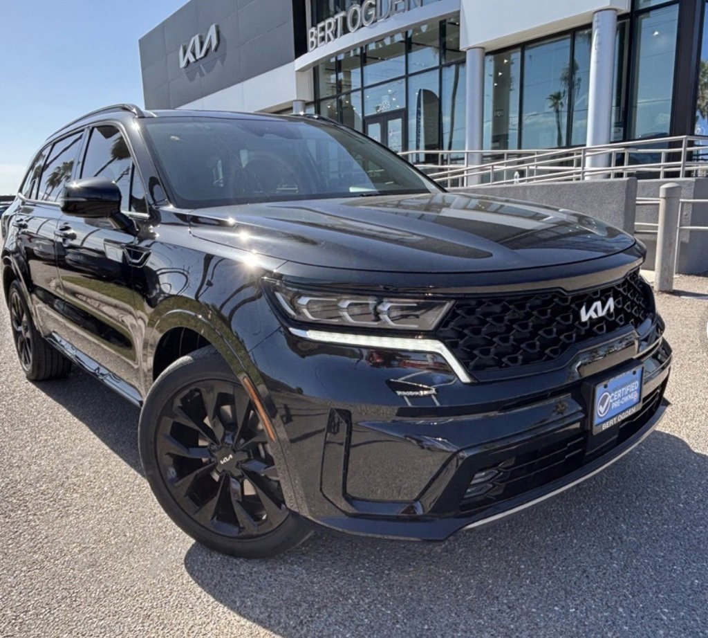 Used 2023 Kia Sorento SX