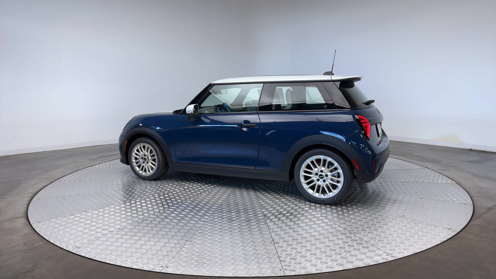 New 2026 MINI Cooper S FWD image 5
