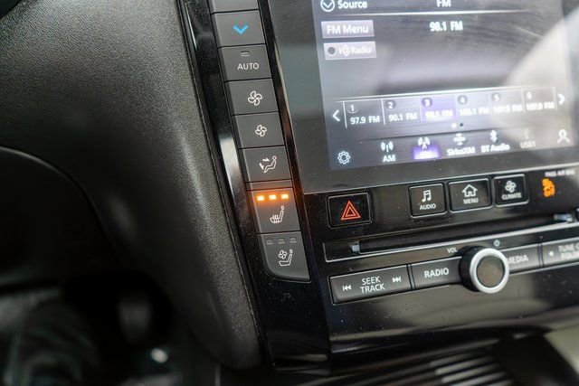 Used 2023 INFINITI QX55 Essential image 40