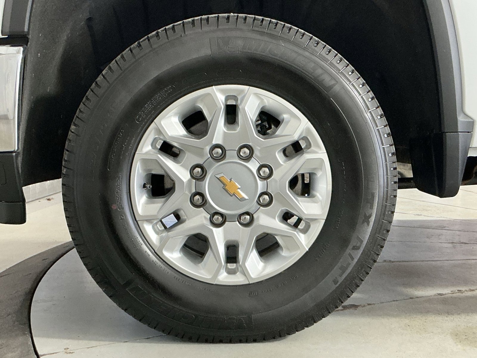 Used 2025 Chevrolet Silverado 2500 LT AWD/4WD image 20