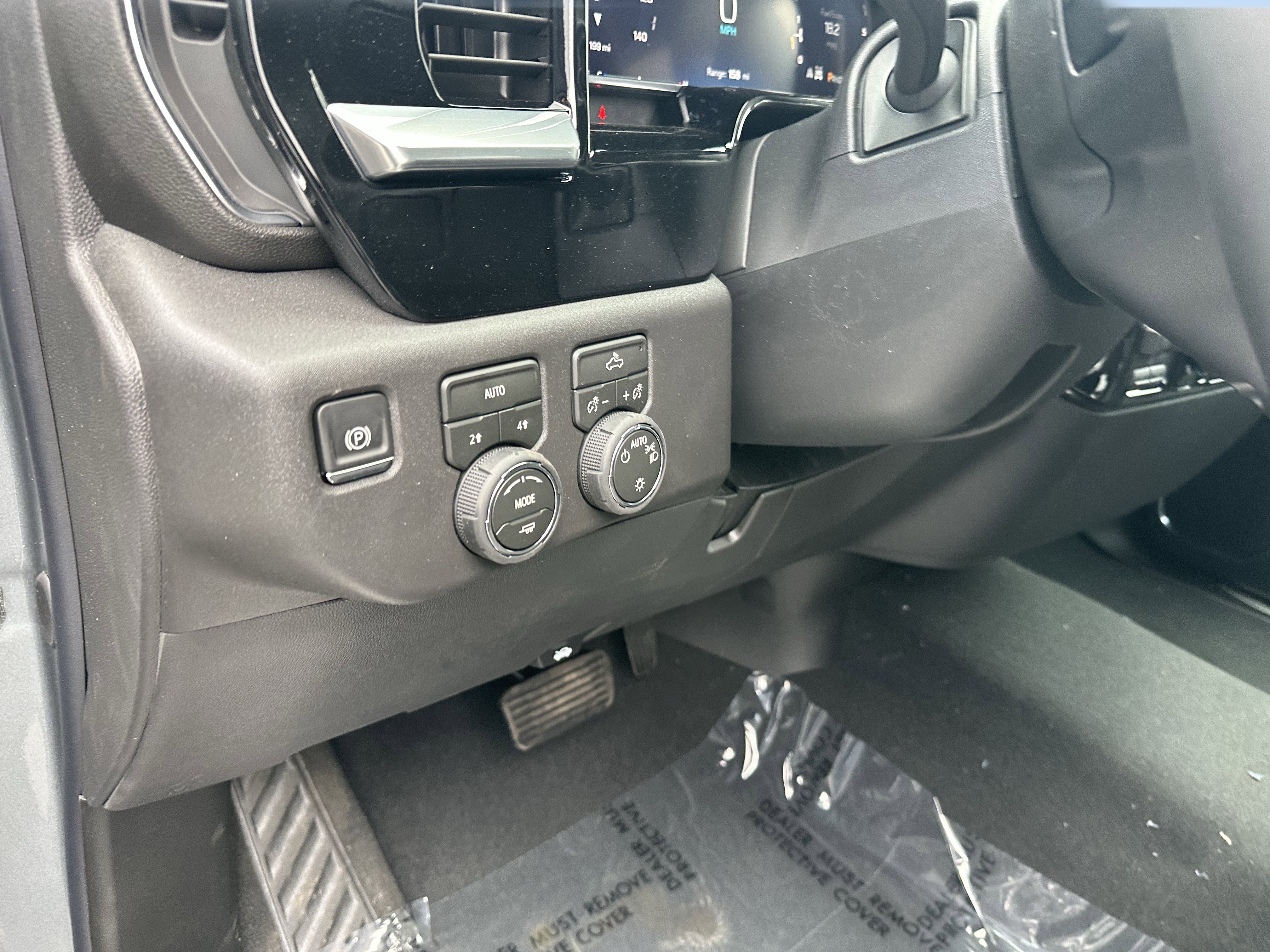 New 2026 Chevrolet Silverado 1500 LT AWD/4WD image 13