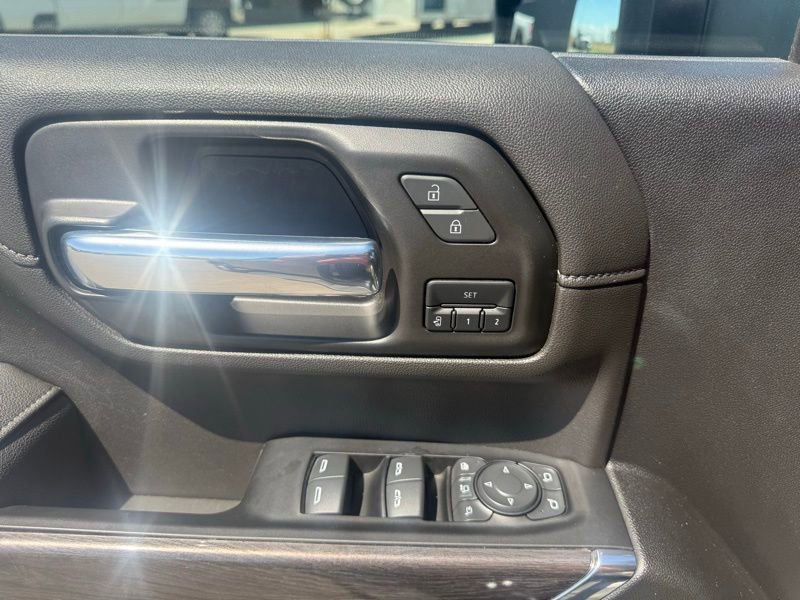 Used 2022 Chevrolet Silverado 2500 LTZ AWD/4WD image 17